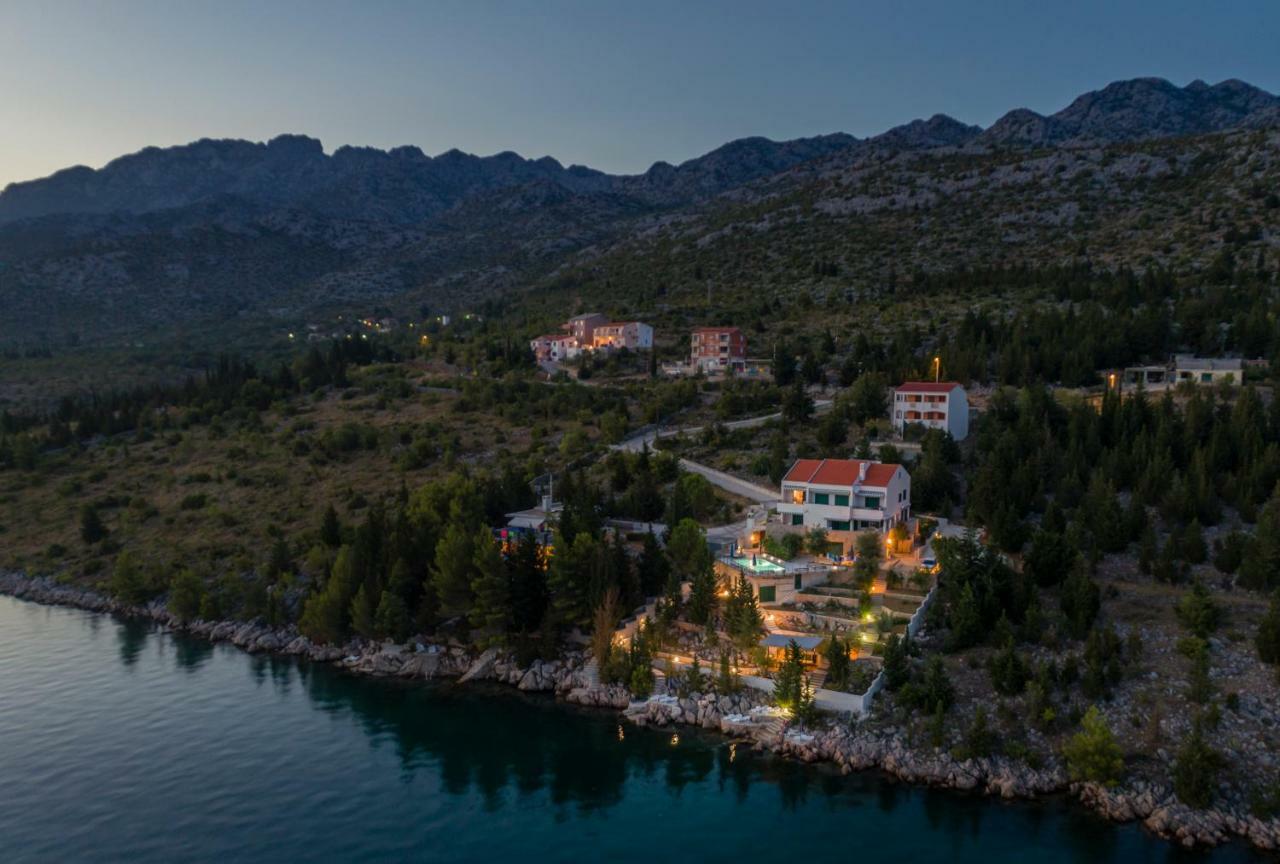 Maria Apartments Starigrad Paklenica Exteriér fotografie